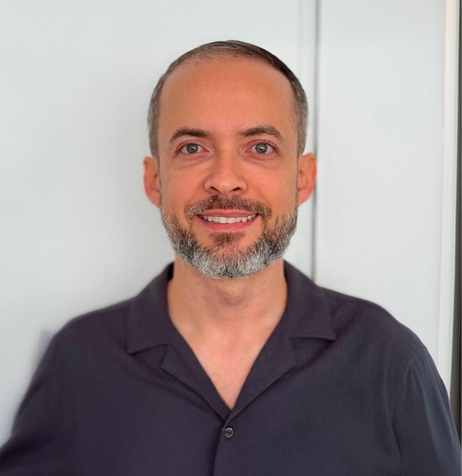 Ewerton Vieira, egresso de Farmácia da FPS